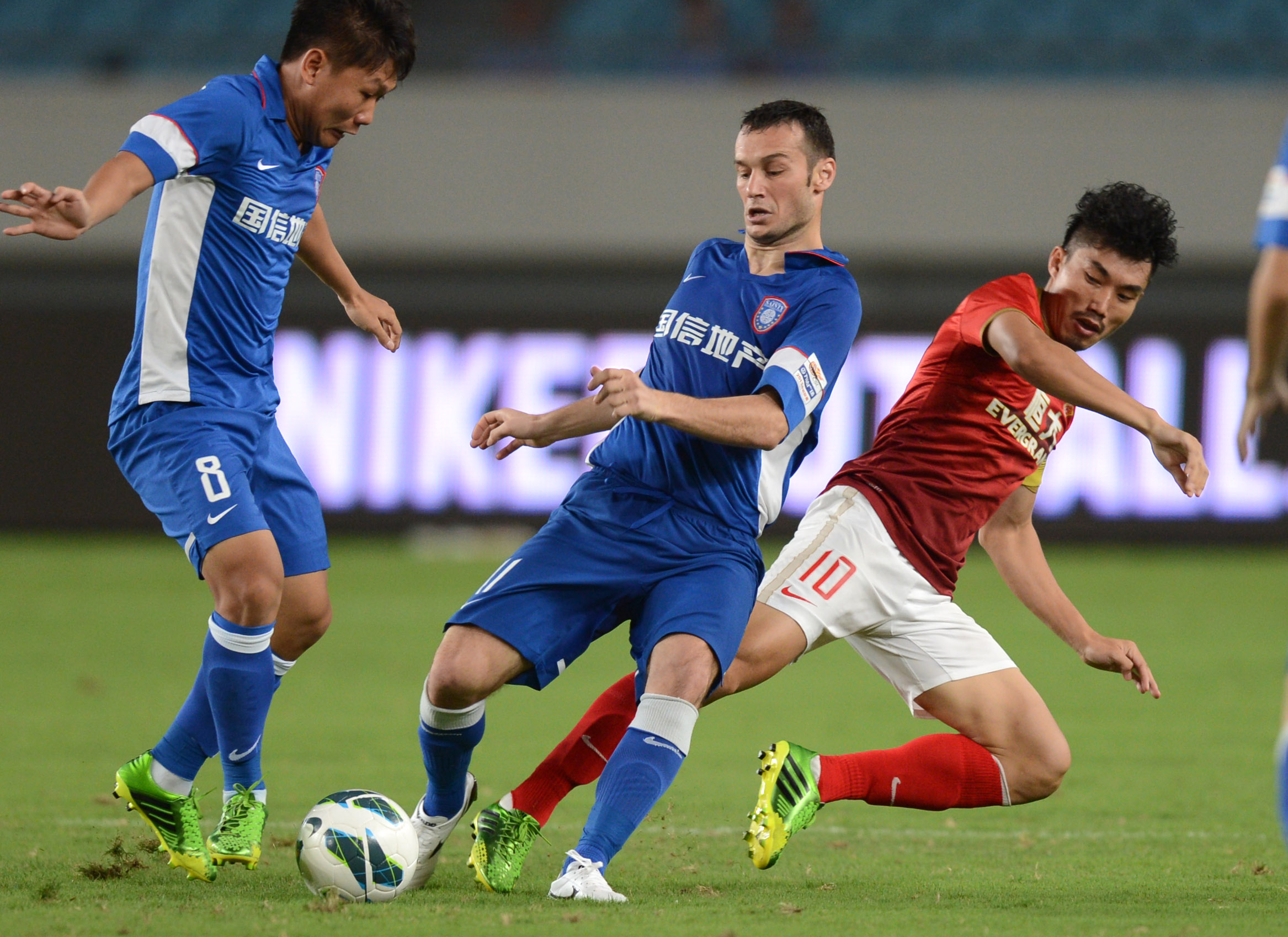 珀斯临时主帅盼转正：曾经我是一头山羊，但现在我是一只狮子（珀斯代理主帅盼留任：我曾像山羊，如今成了狮子）