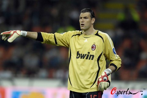 内维尔：利物浦一次次犯错，你真没法信任他们（内维尔：利物浦接连失误，实在让人难以信任）