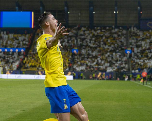 欧冠红黑榜：格纳布里领衔红榜，亚马尔、伊萨克进入黑榜