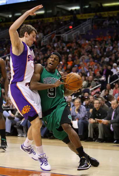 各界的广泛 各界的广泛